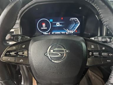 Rexton Sports Khan