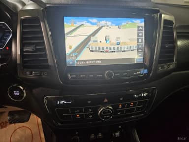 Rexton Sports Khan