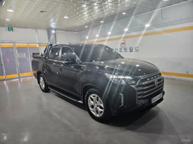 Rexton Sports Khan