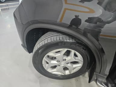 Rexton Sports Khan
