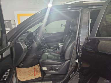 Rexton Sports Khan