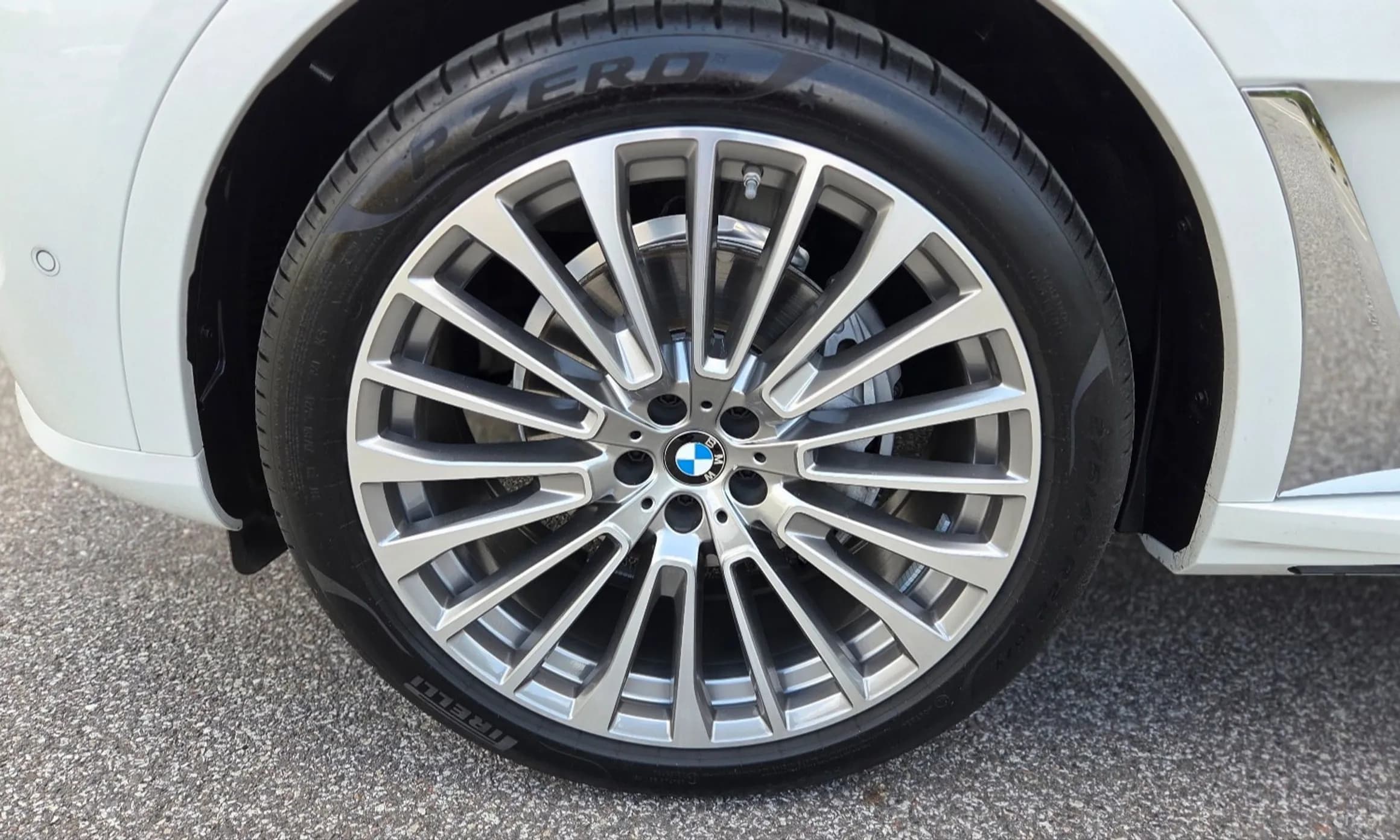 X7 (G07)