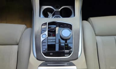 X7 (G07)