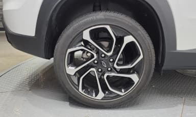 Trax Crossover