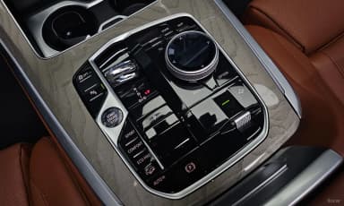X7 (G07)