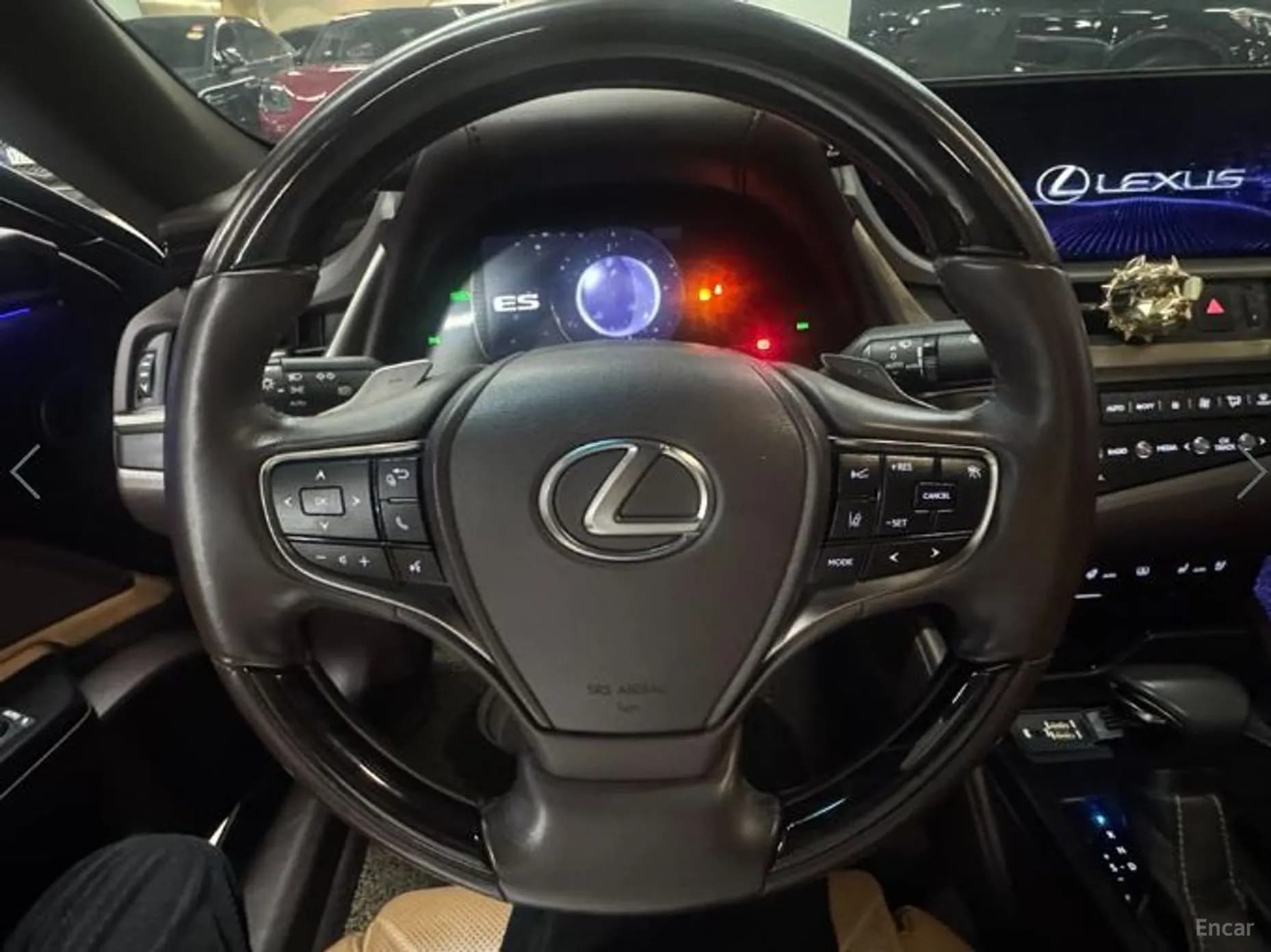 ES300h 7th Generation