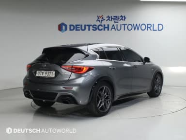 Q30