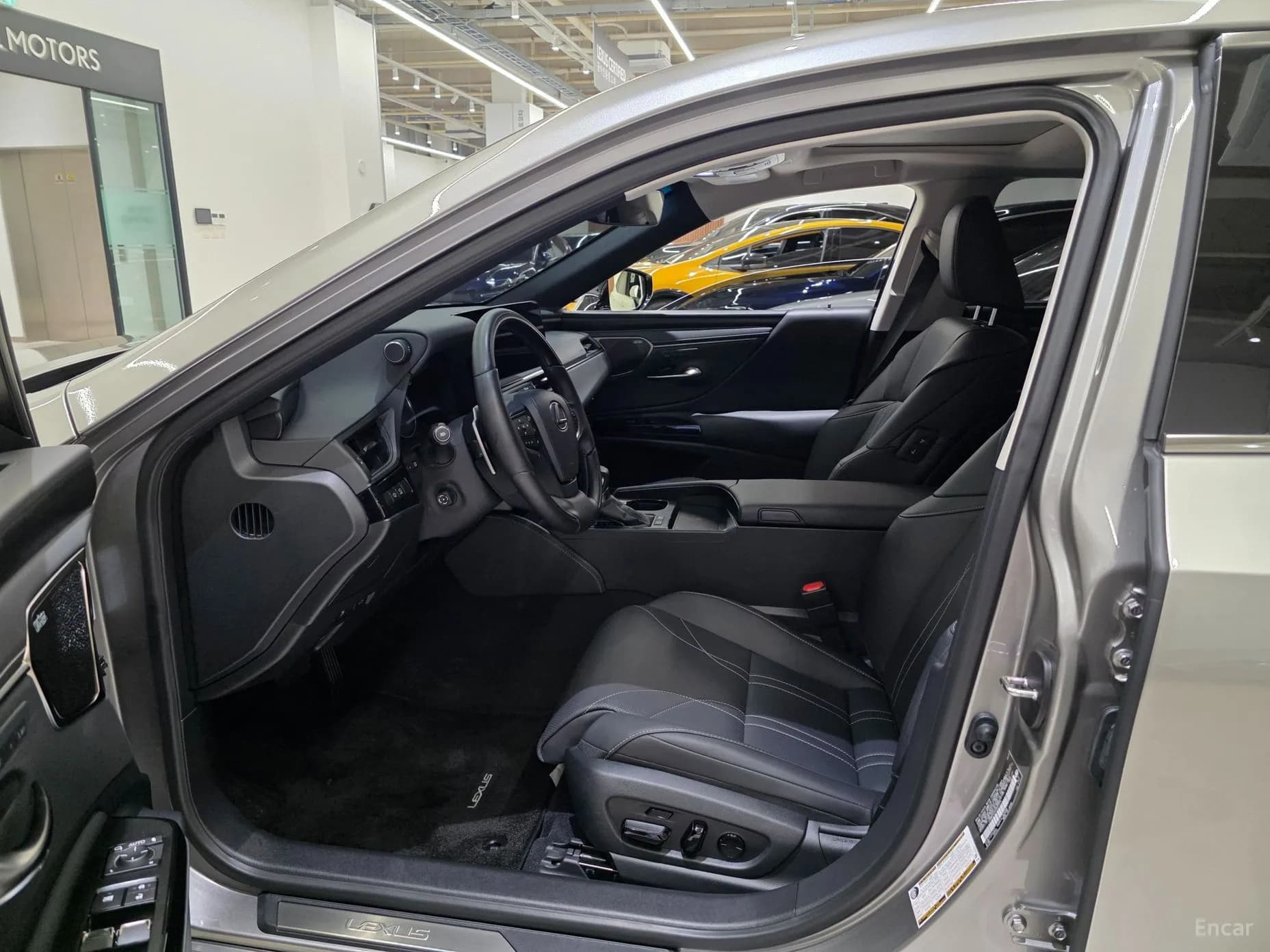 ES300h 7th Generation