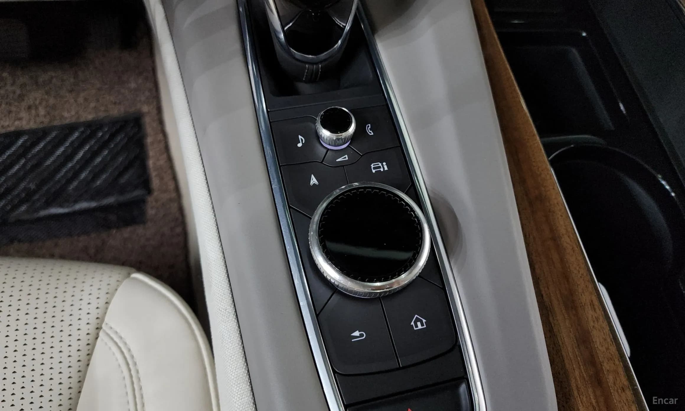 Escalade 5th Generation