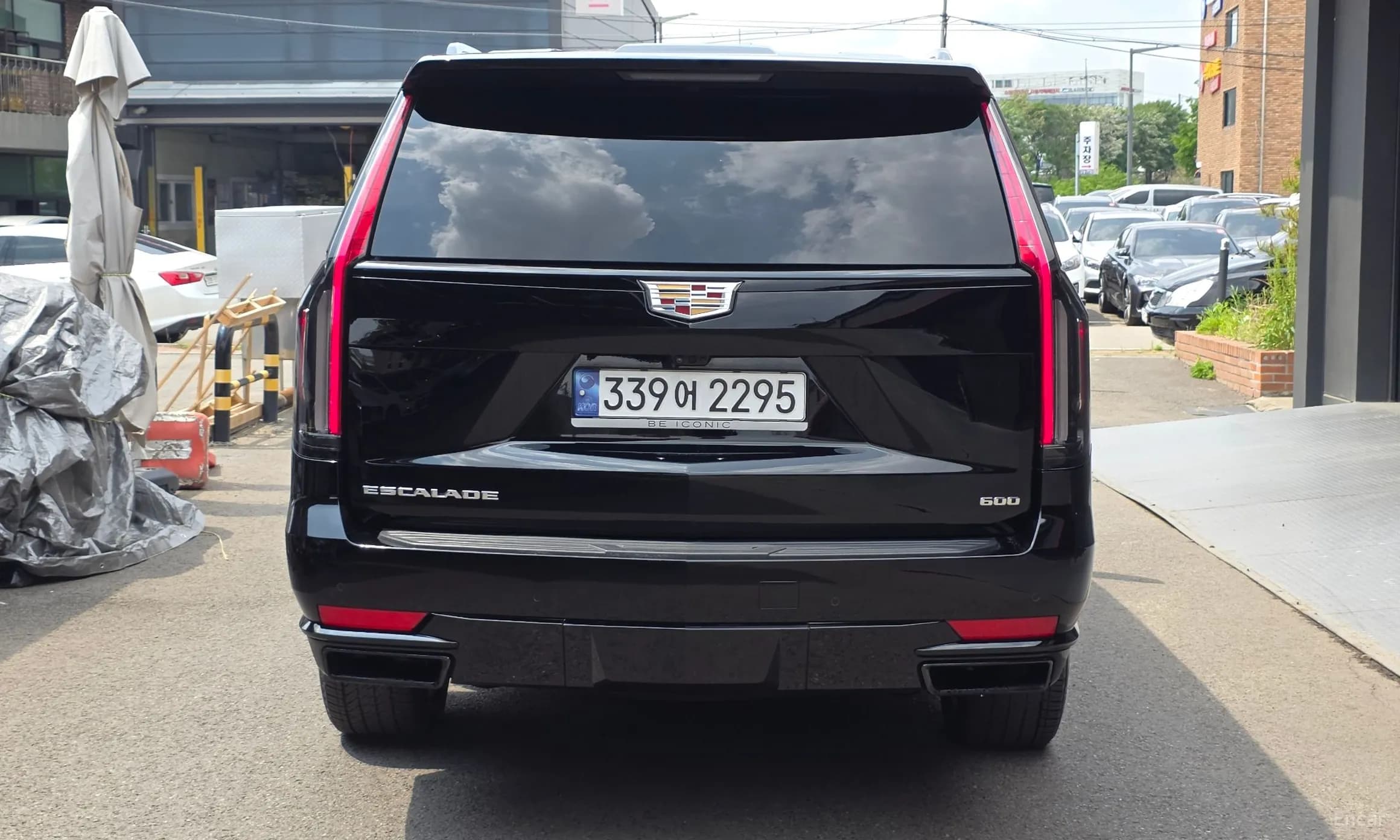 Escalade 5th Generation