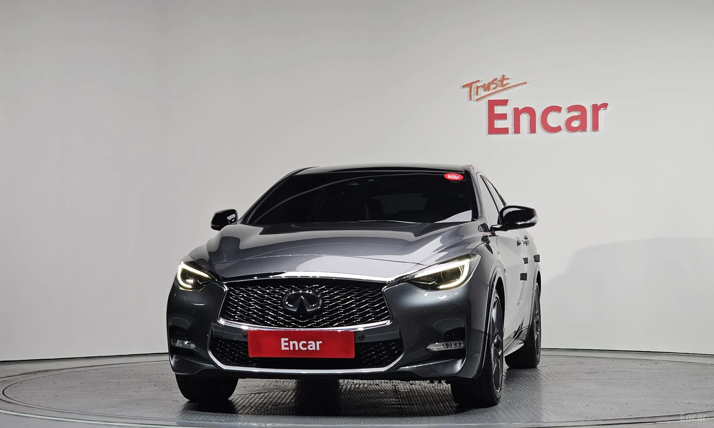 Q30