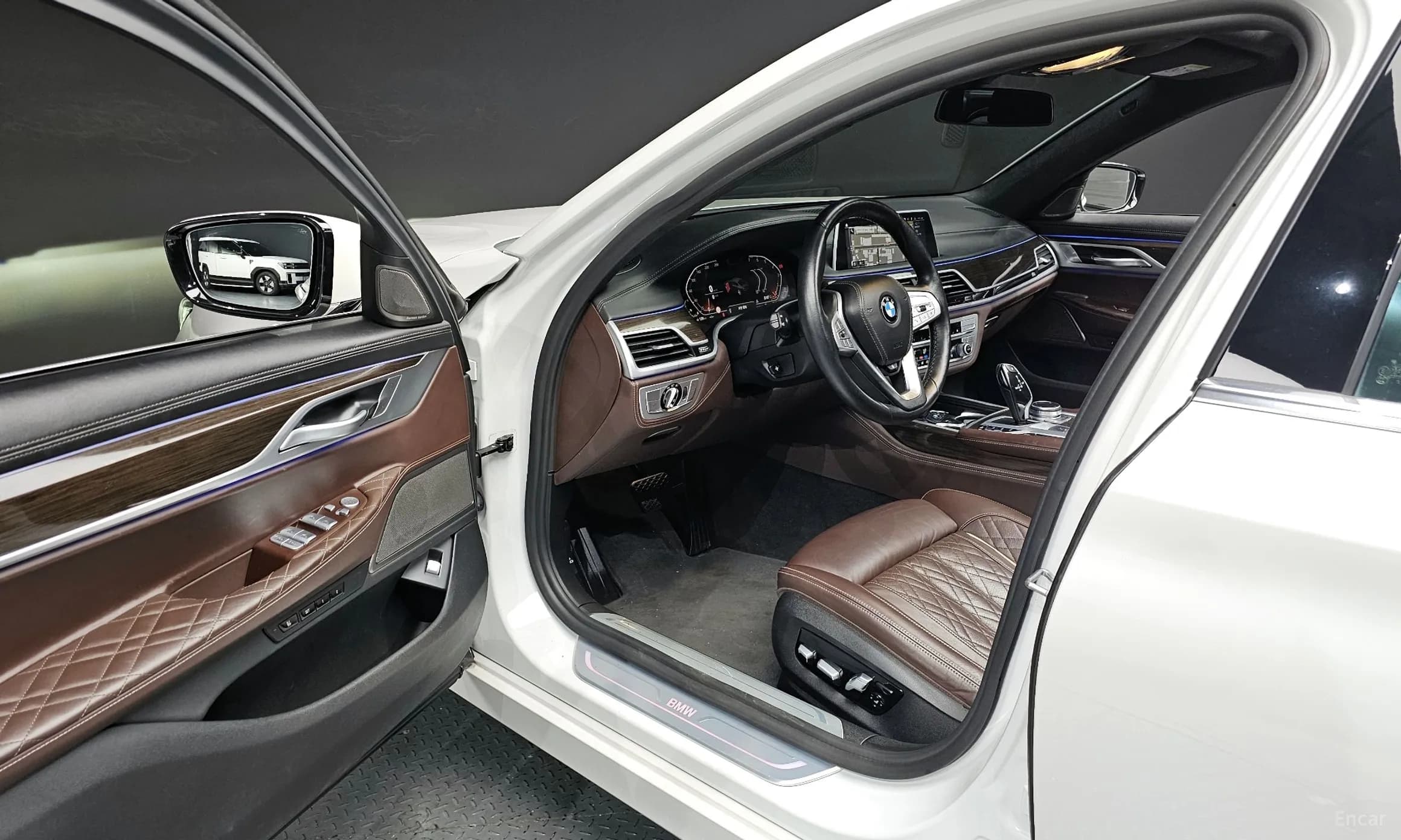 7 Series (G11)