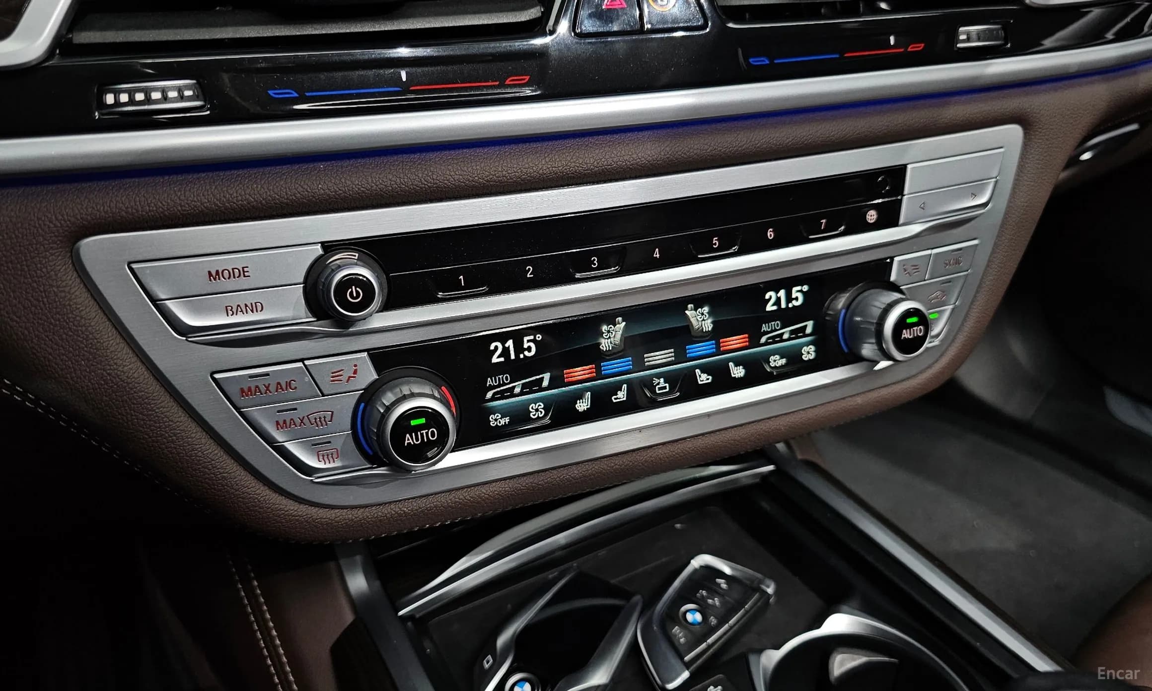 7 Series (G11)