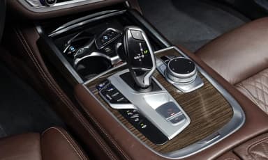 7 Series (G11)