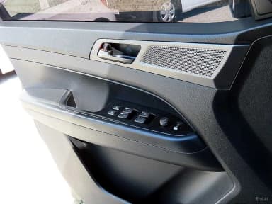 Rexton Sports Khan
