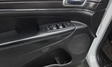 Grand Cherokee
