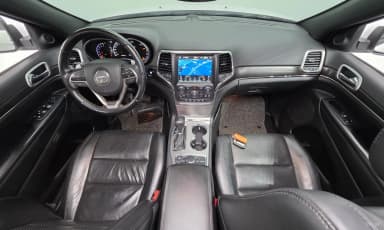 Grand Cherokee