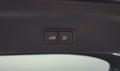 Q3 (F3)