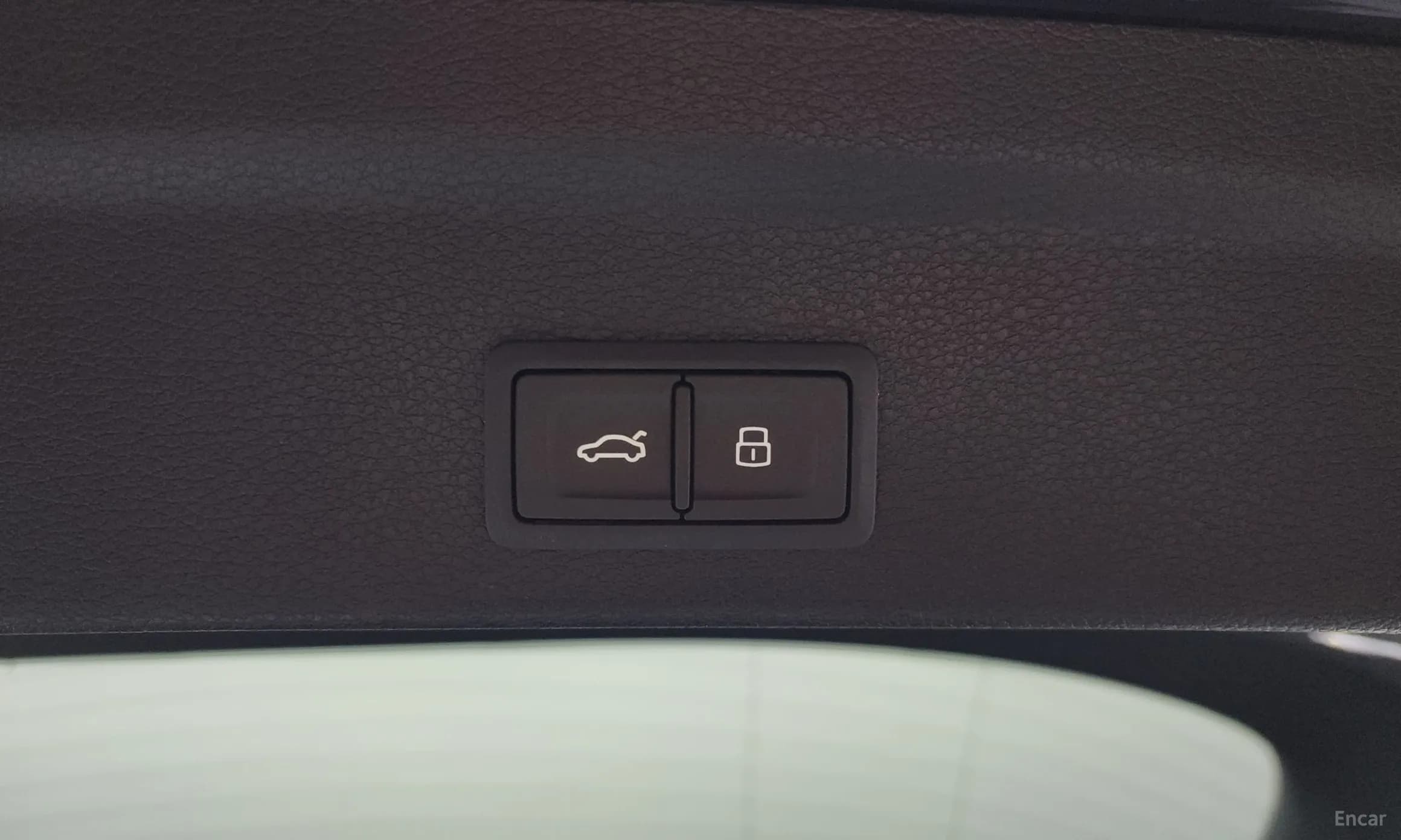 Q3 (F3)
