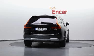 V90 Cross Country