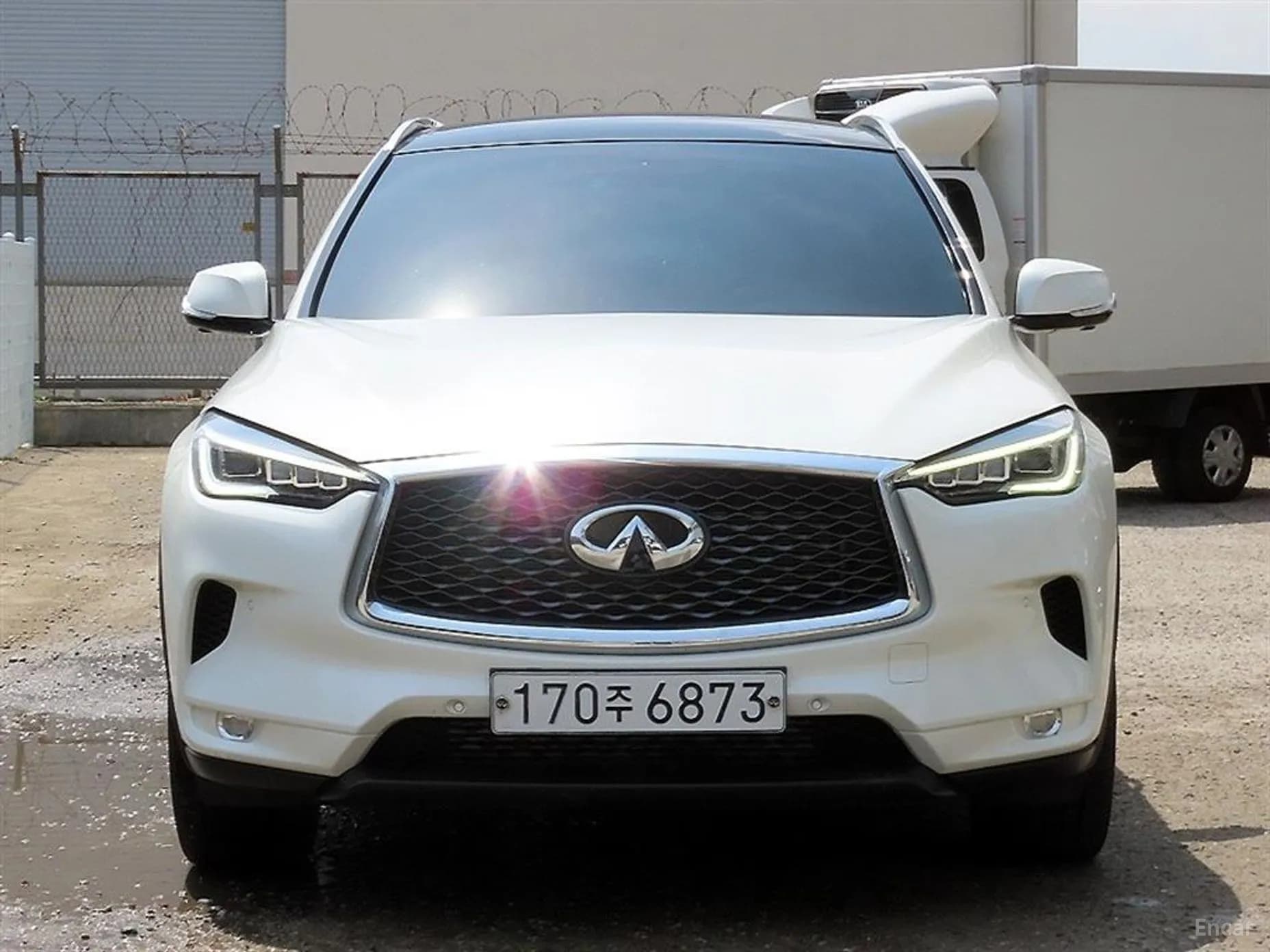 QX50 (P71A)