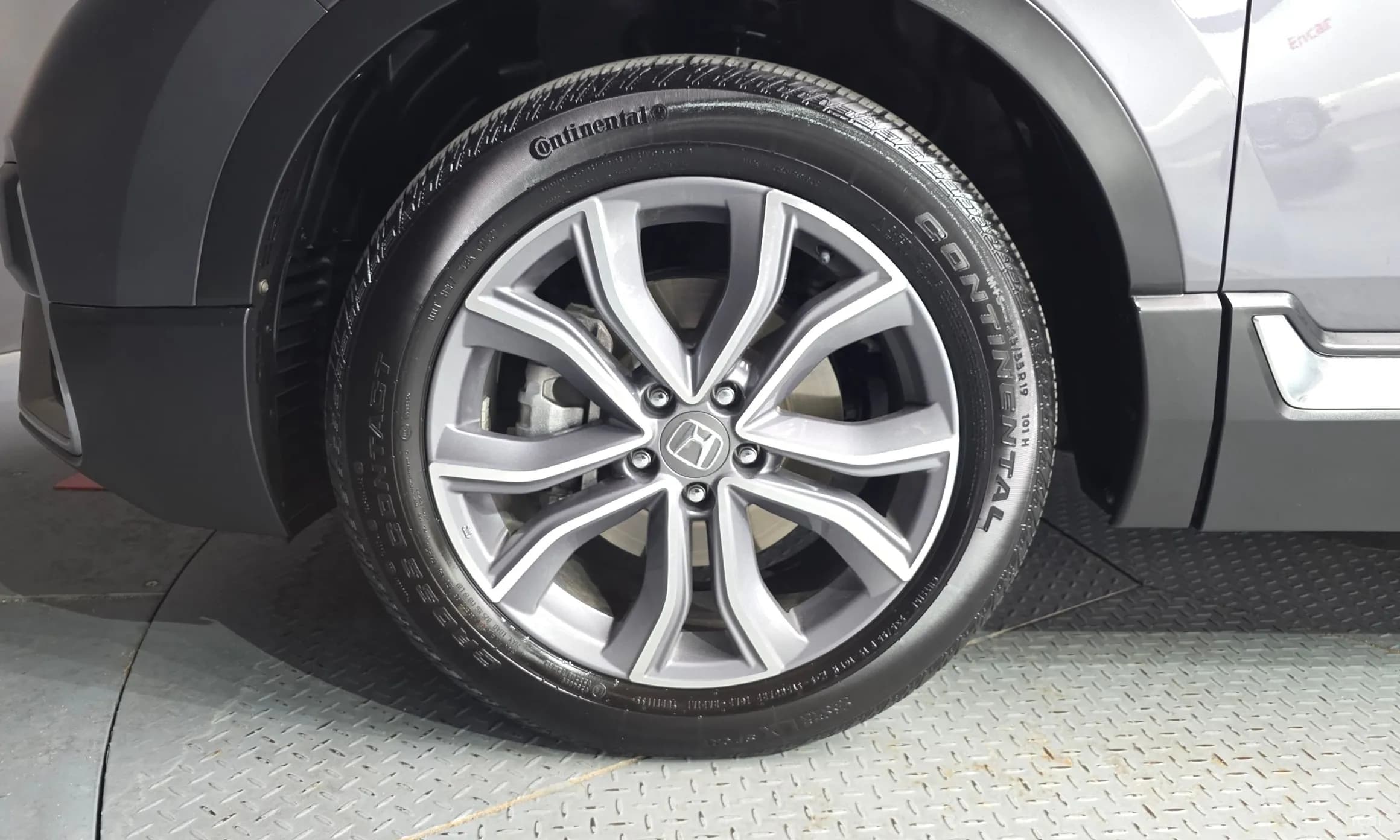 CR-V 5th generation