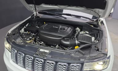 Grand Cherokee
