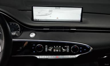 GV70