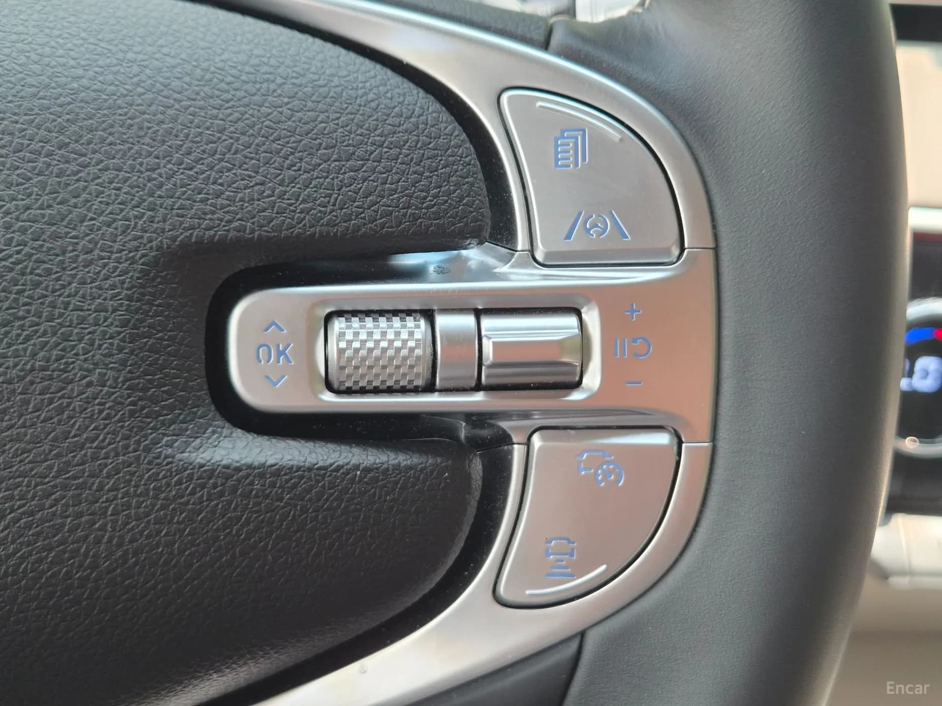 GV70