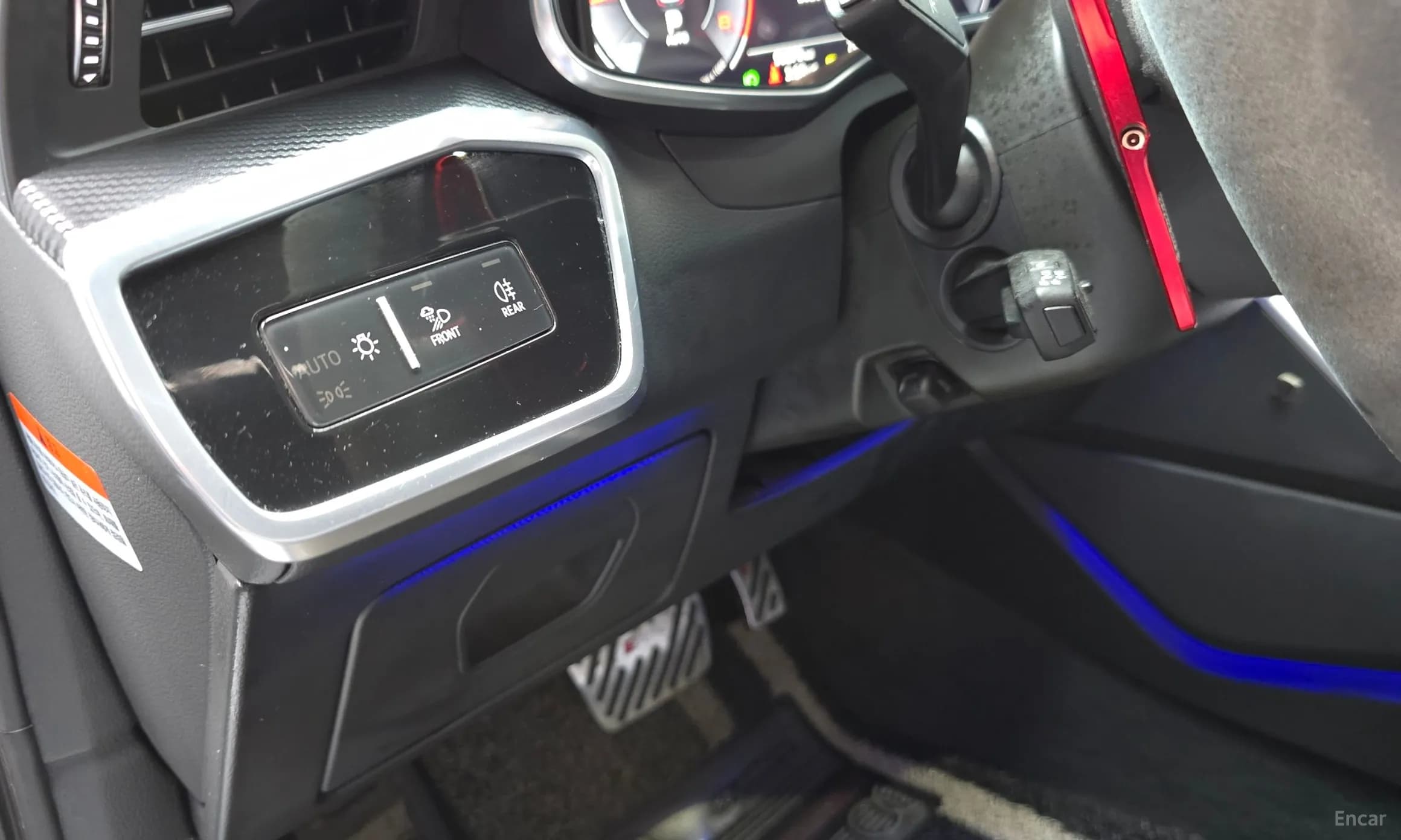 A6 (C8)