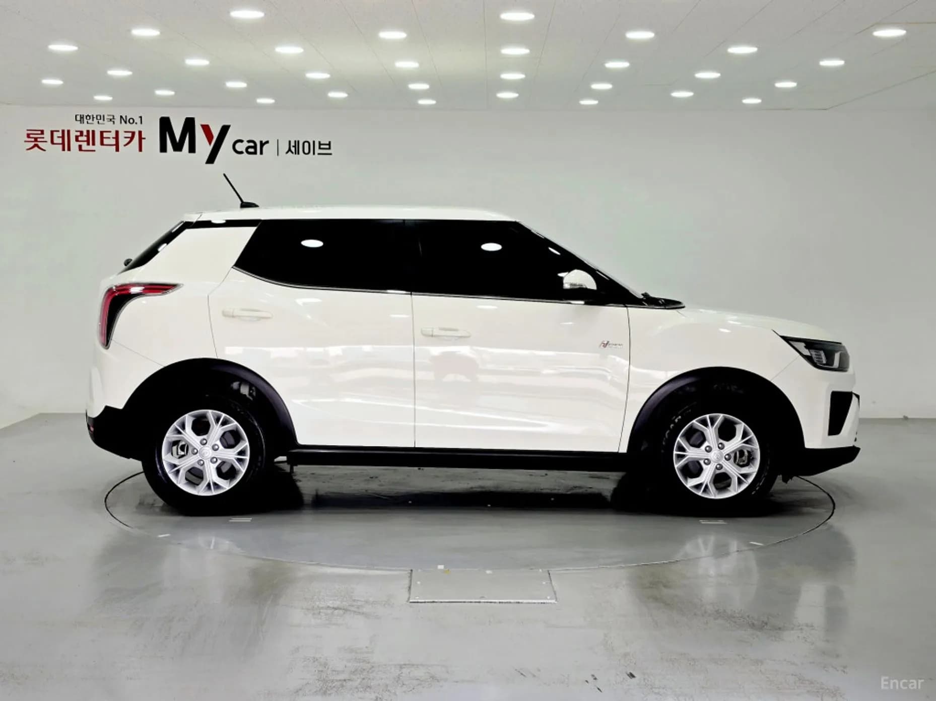 Berry New Tivoli