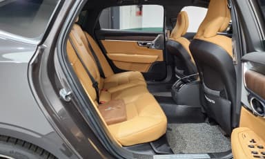 S90