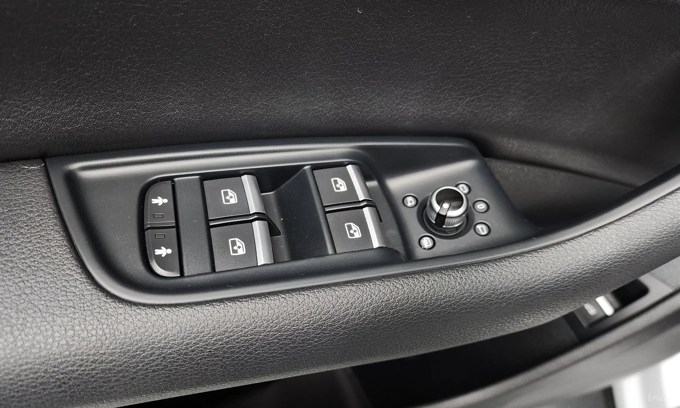 Q7 (4M)