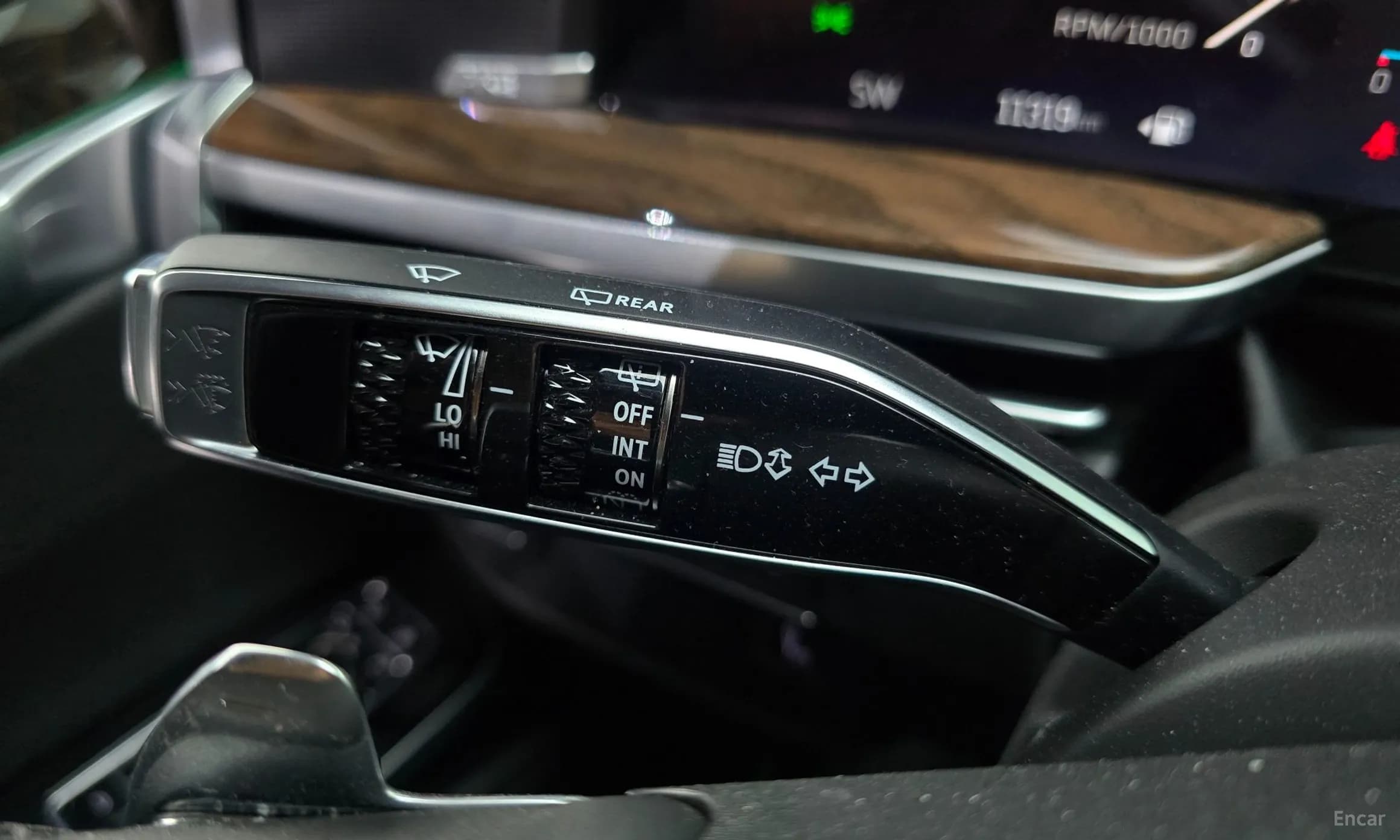 Escalade 5th Generation