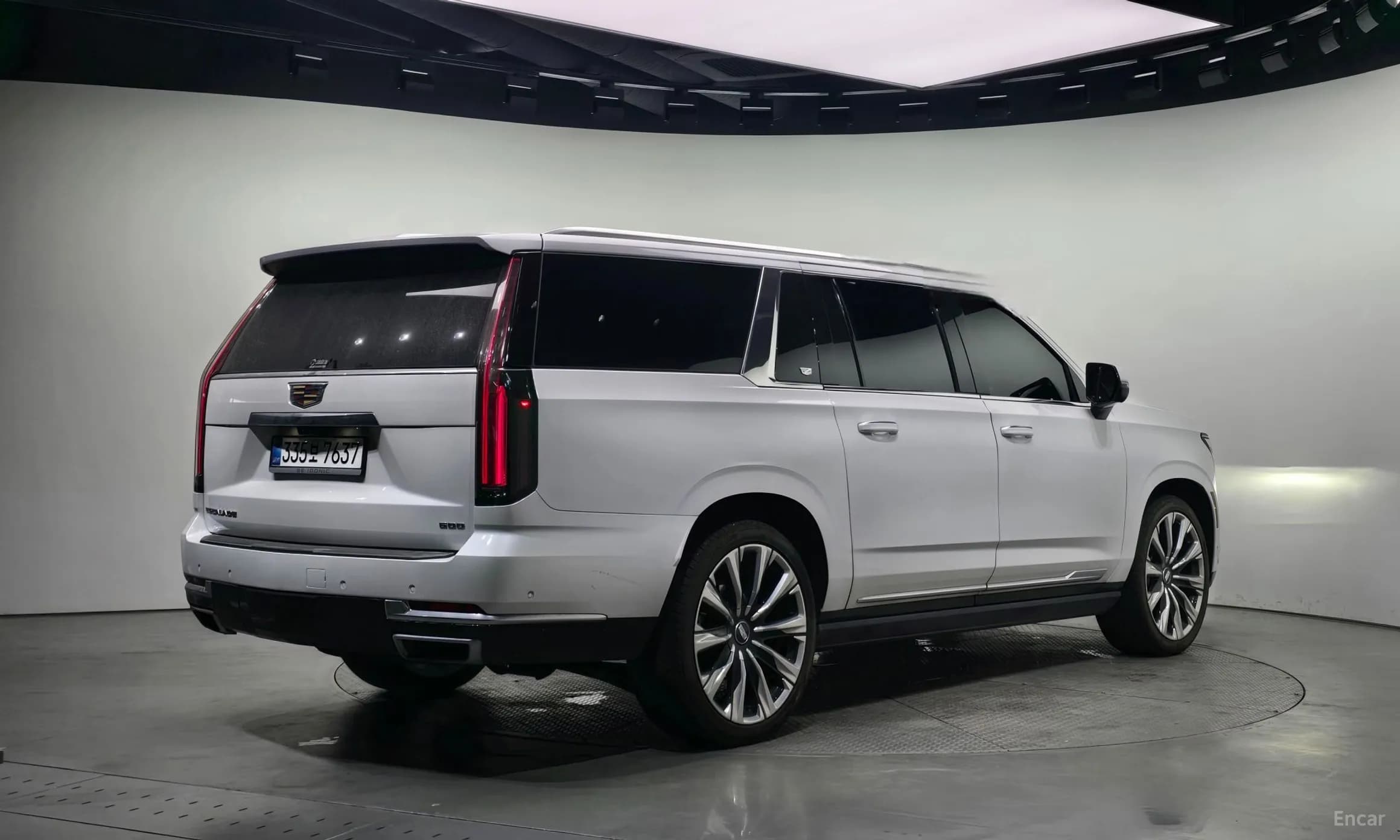Escalade 5th Generation