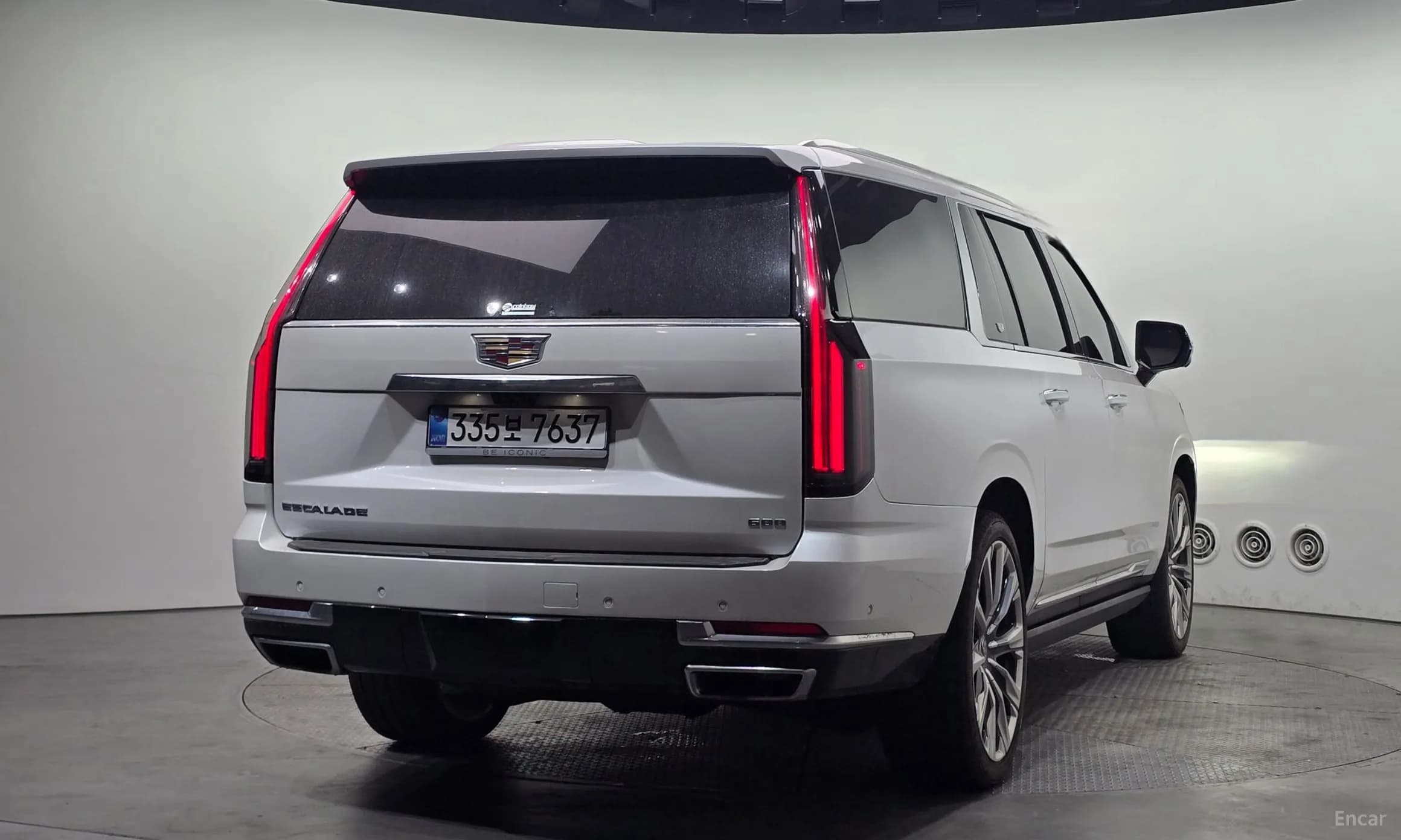 Escalade 5th Generation