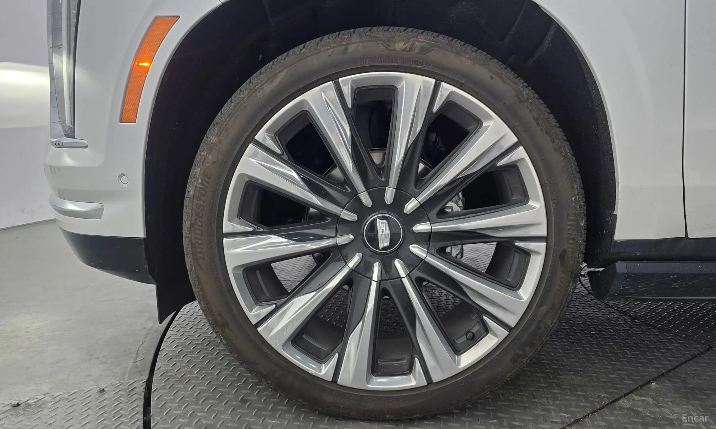 Escalade 5th Generation