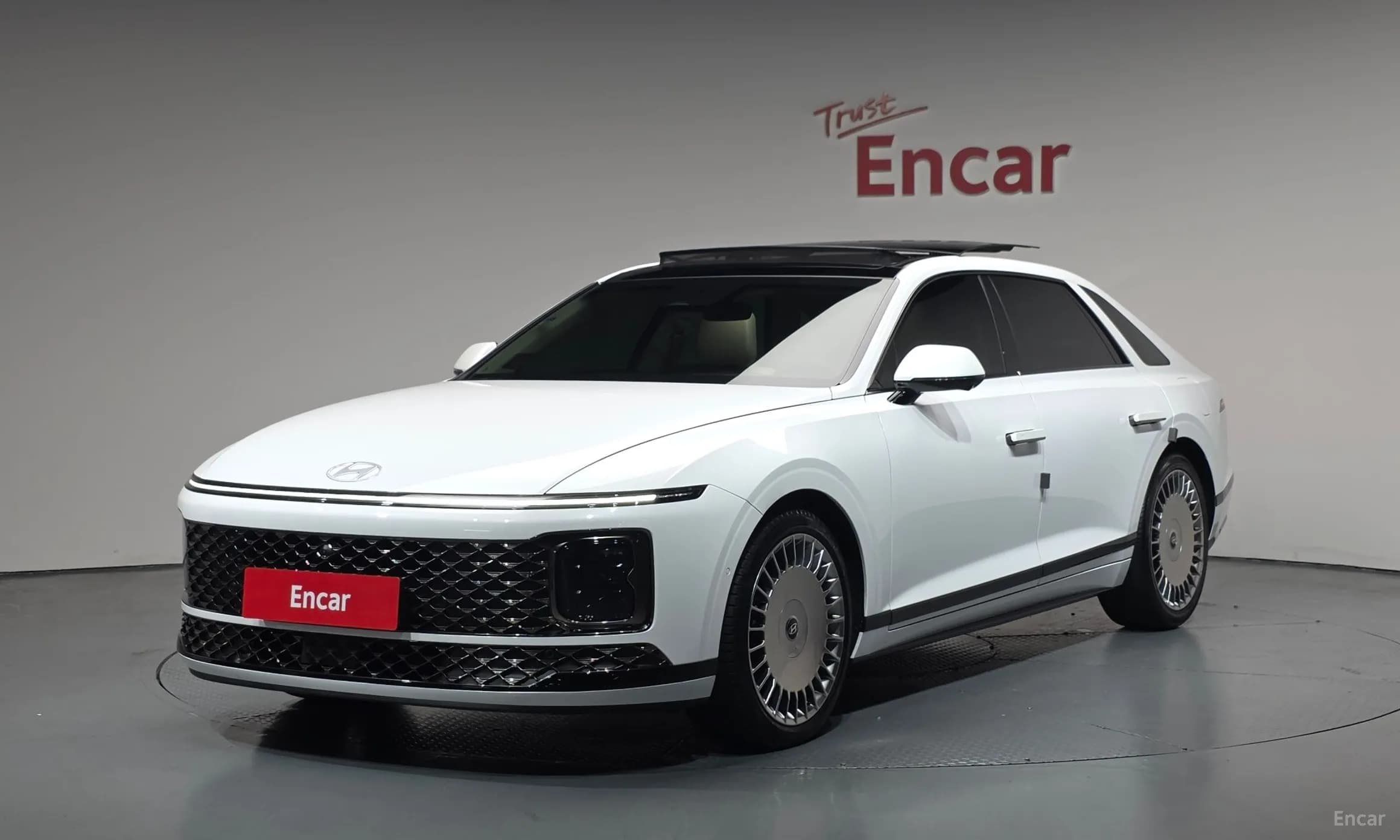 Grandeur Hybrid (GN7)