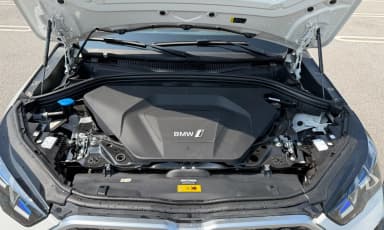 iX2 (U10)