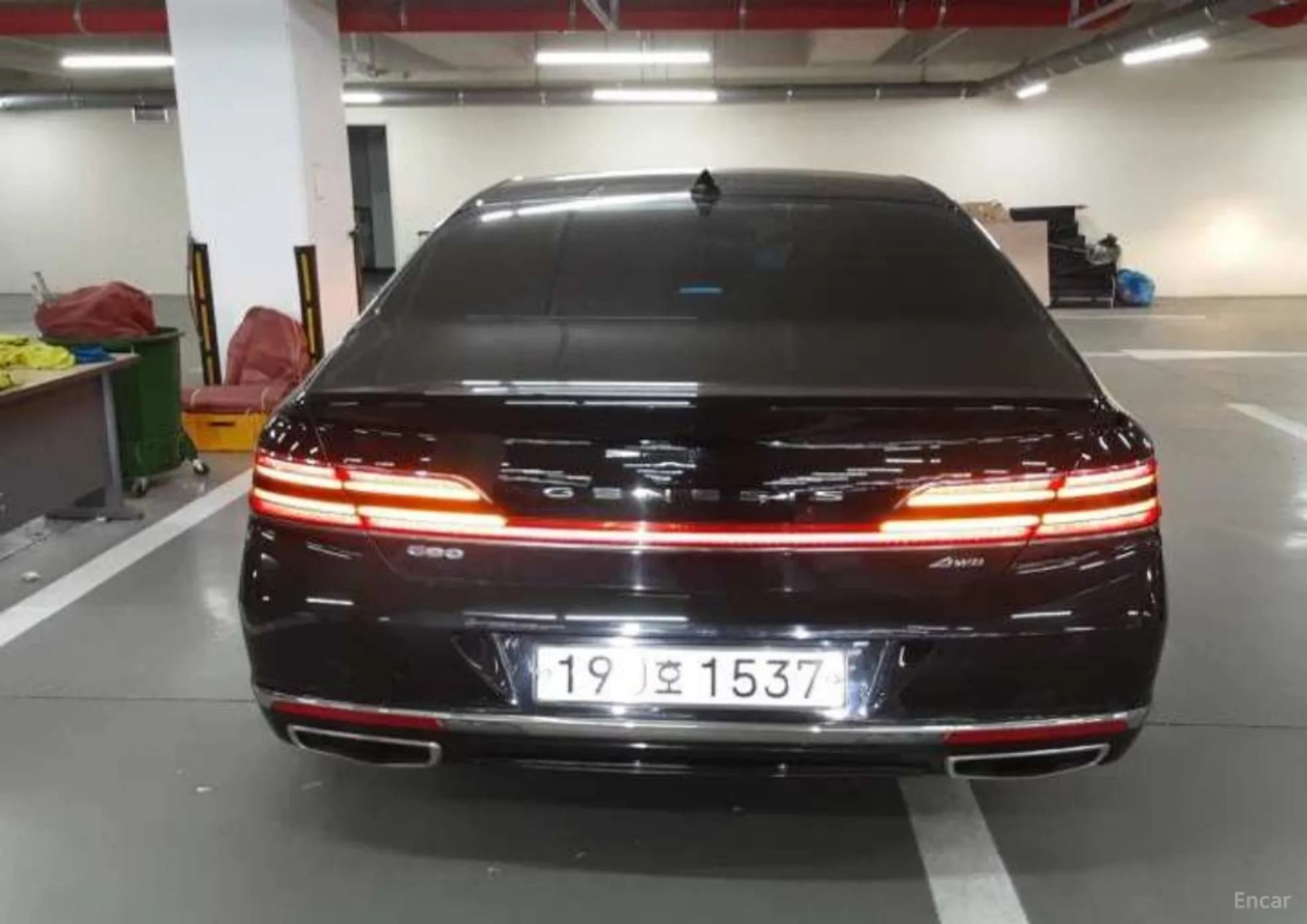 G90
