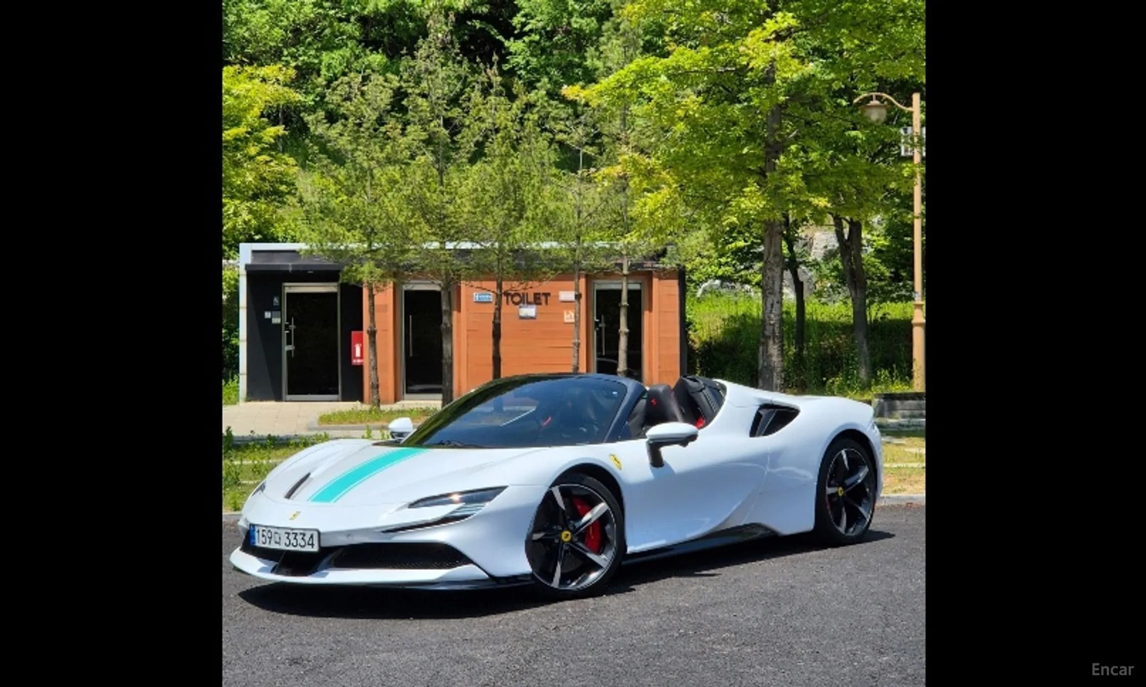 SF90 Spyder