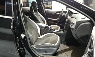 Q30