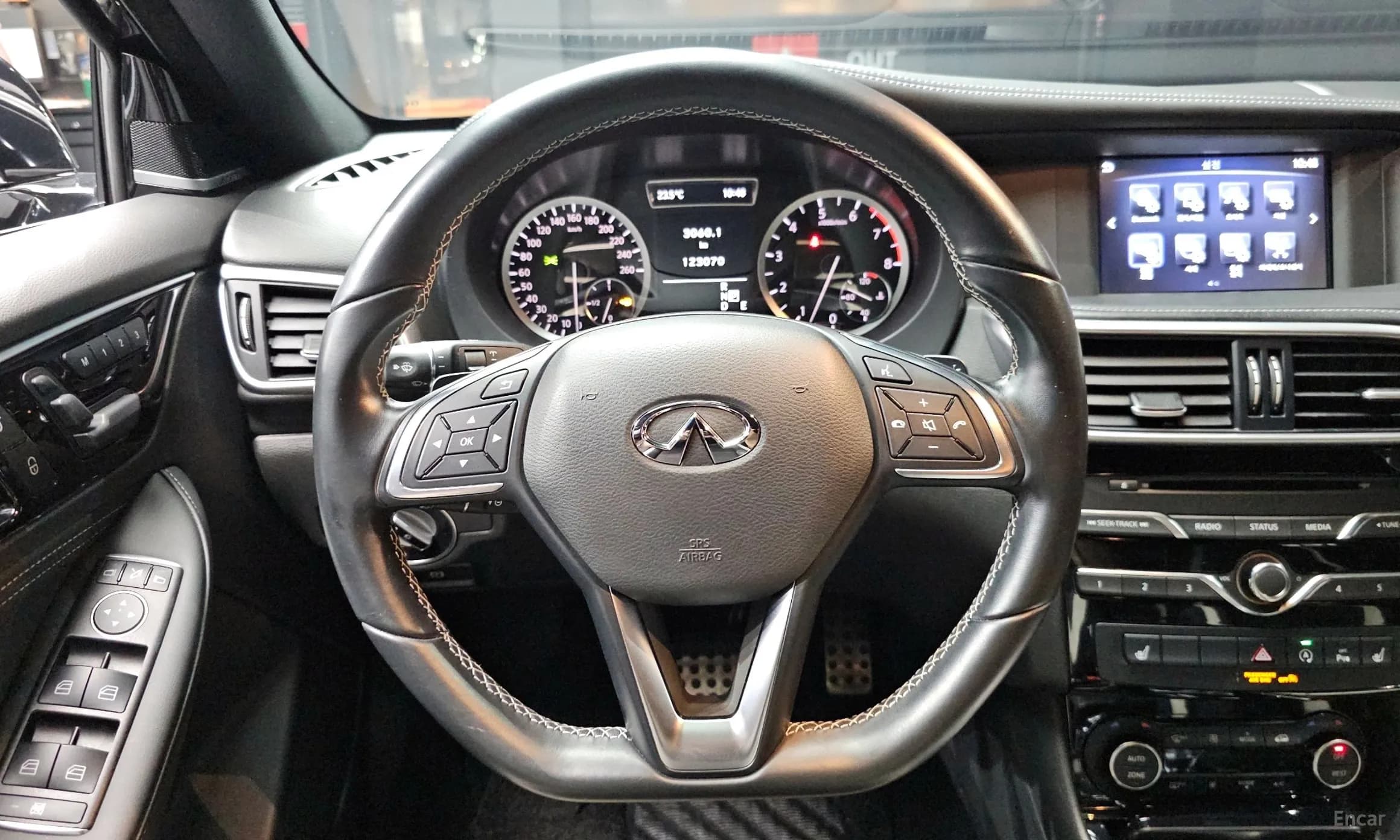 Q30