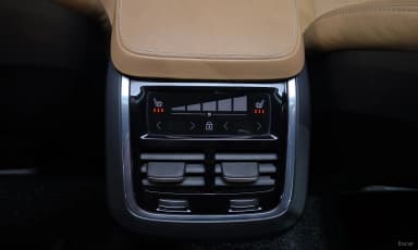 S90
