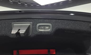 S90