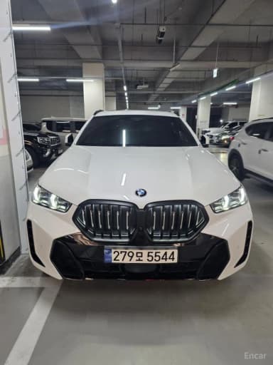 X6 (G06)