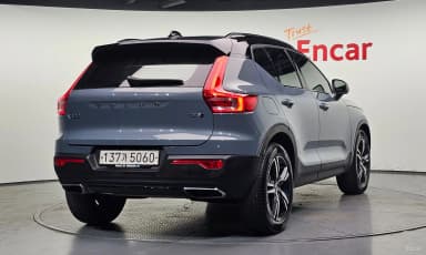 XC40