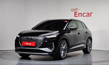 Q4 e-tron (F4)