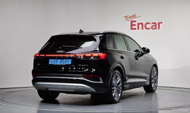 Q4 e-tron (F4)