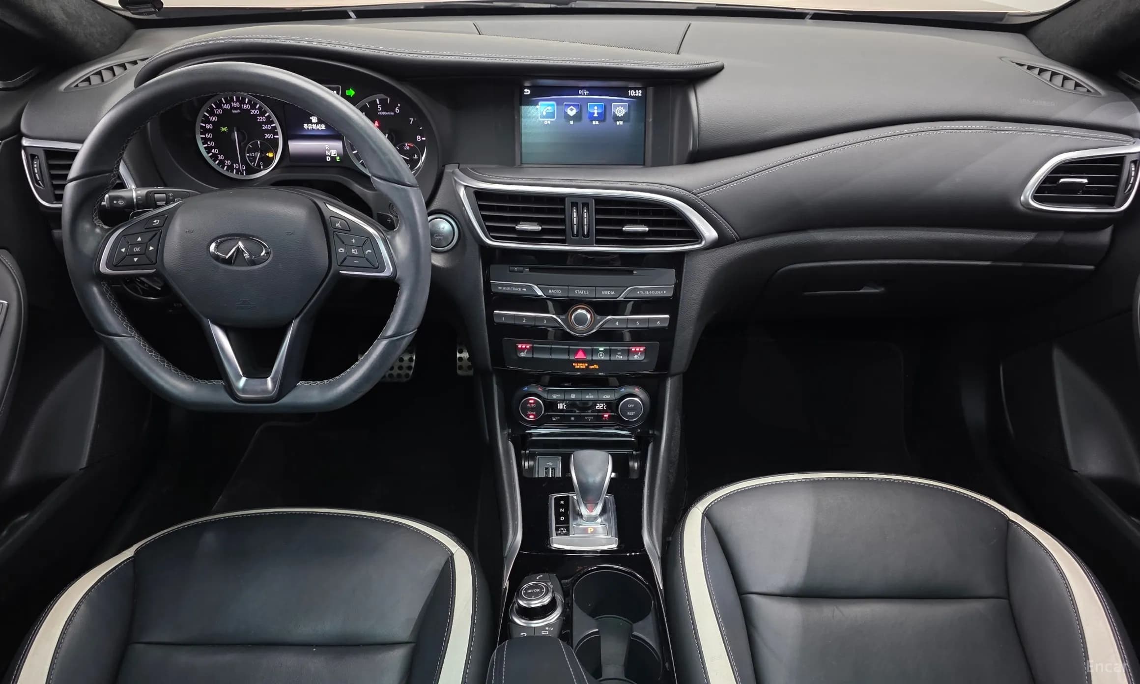 Q30